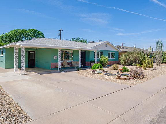 5th image of 1013 E DIANA Avenue