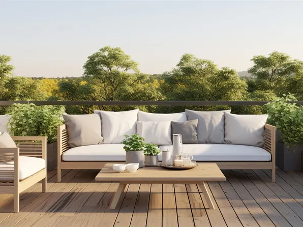 2233 156th St #312, Surrey, BC V4A 4V1