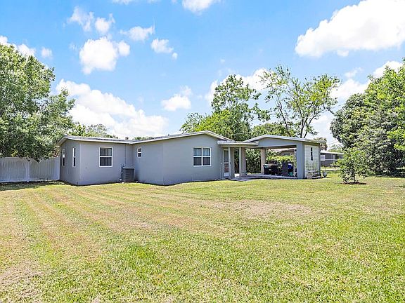 4th image of 151 SE Bonita Ct