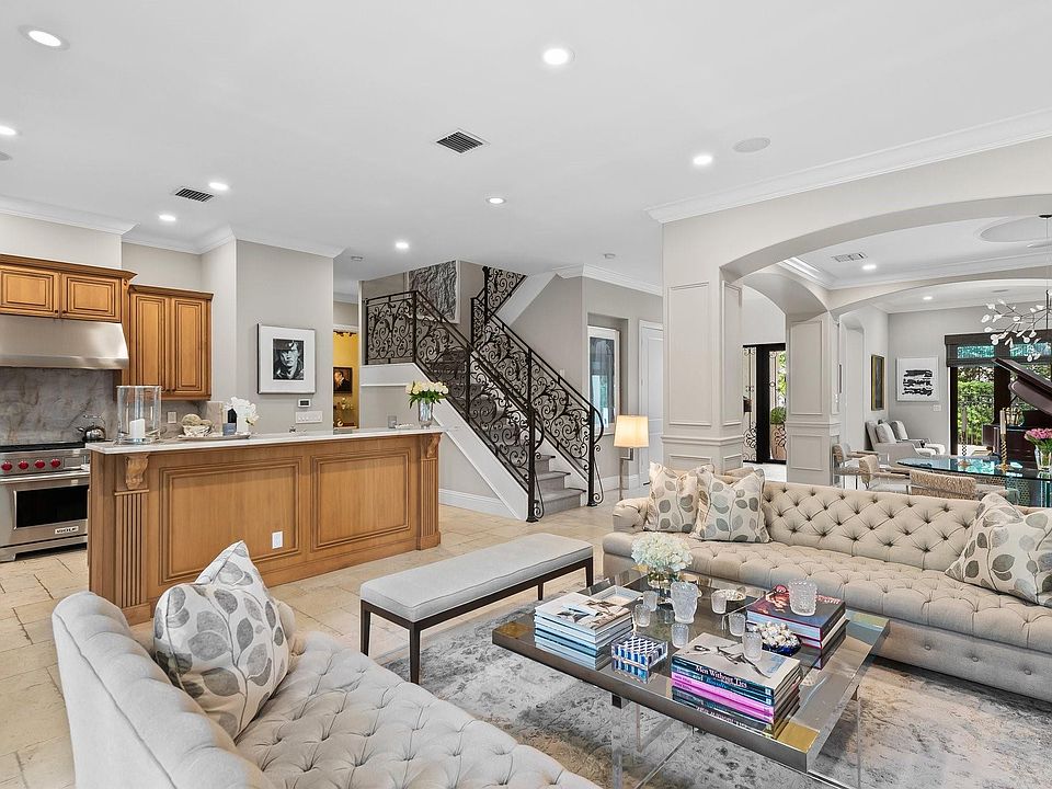 1st image of 2722 NE 20th Court