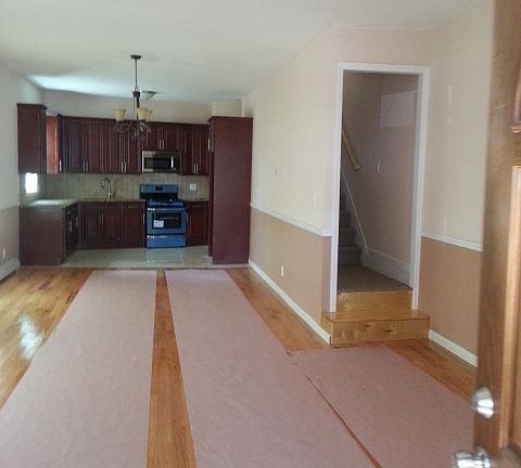 3rd image of 142 Fock Blvd