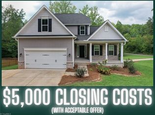 1728 Valley Brook Ct, Clemmons, NC 27012