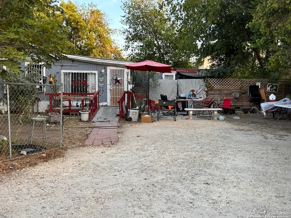 430 E HUFF AVE, San Antonio, TX 78214