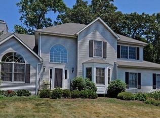 32 Valley Rd, Randolph, NJ 07869