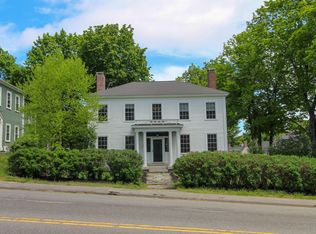 25 Winthrop St, Hallowell, ME 04347