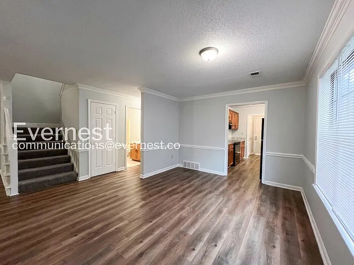 3285 Edenshire Ln — Photo 8