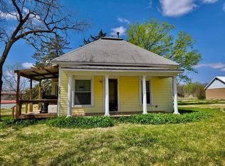 305 East Ave, Esbon, KS 66941
