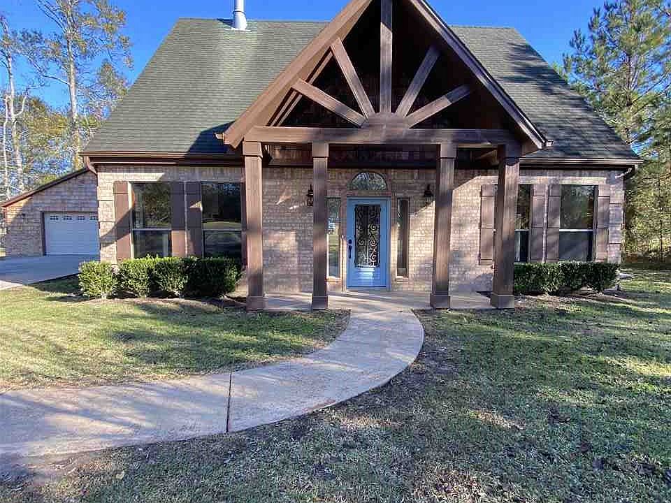 1st image of 4815 Silver Leaf Dr