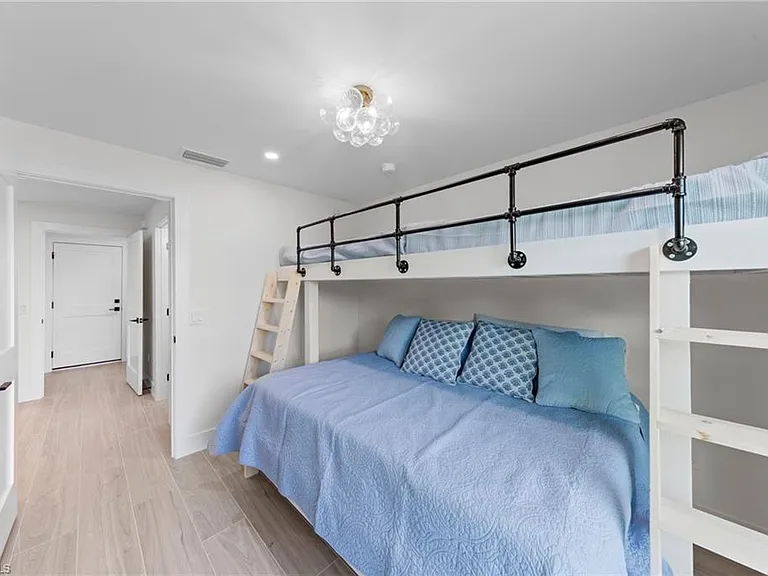 548 Boulder Dr — Photo 32