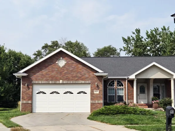 4600 Shirl Ct, Lincoln, NE 68516