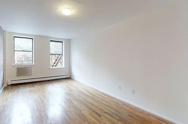 Rented by Metripol Corporation | media 18