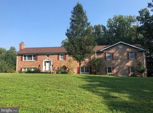 9 Autumn Dr, Stafford, VA 22556