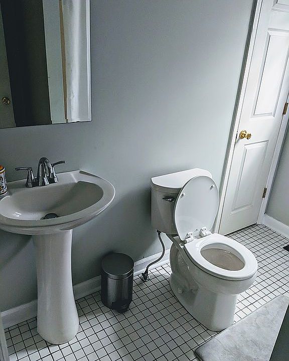 2nd image of 2035 Spring Meadow Cir