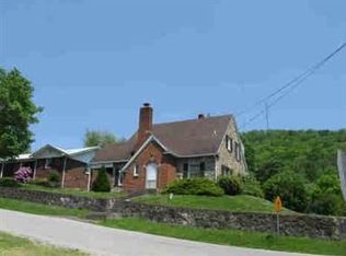 103 Wayne St, Manchester, KY 40962