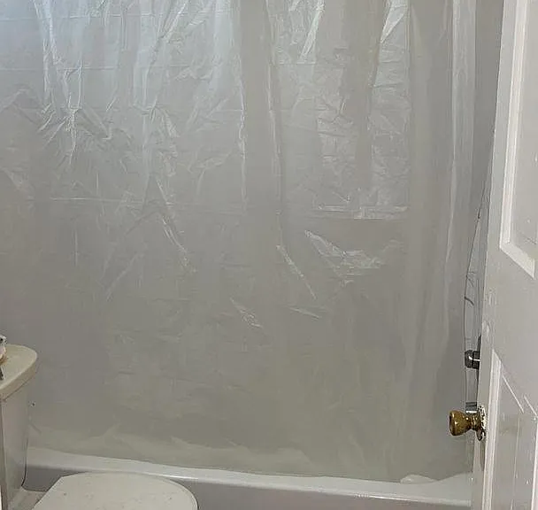 2405 Franklin St — Photo 6
