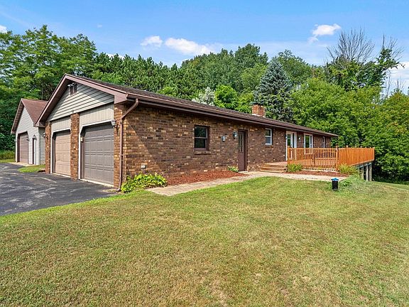 5th image of 3747 Stream Rd