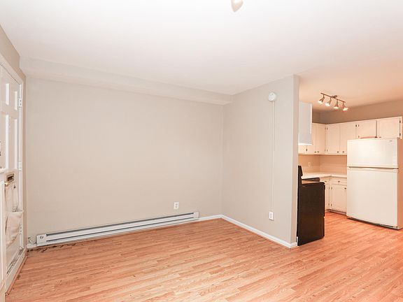 Living room / Kitchen