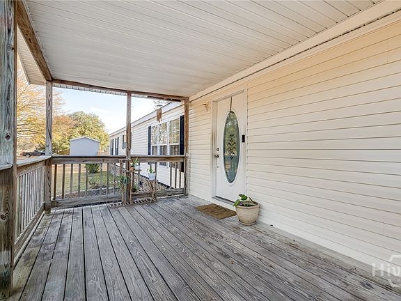 4th image of 110 Saddlehorn Drive