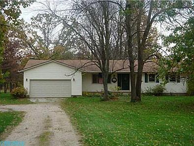 2nd image of 1996 Belangee Dr