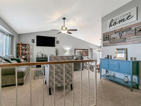 5th image of 166 Buttercup Cir