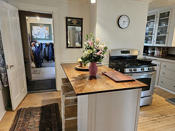 4th image of 11 Spencer Street