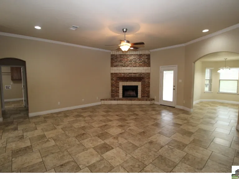 1128 Pheasant Cir — Photo 23