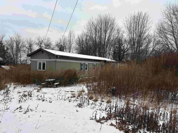 51 Pearl Street, Grand Isle, VT 05458