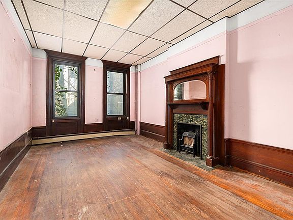 3rd image of 609 W 147th St