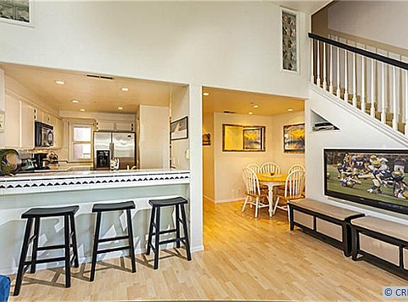 4th image of 1200 Pacific Coast Hwy APT 422