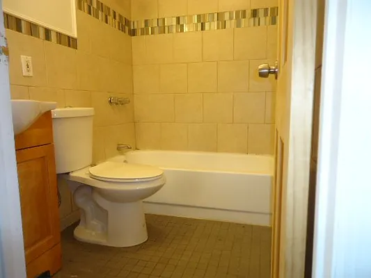 Rented by Hakeem Shahid, LREB | media 21