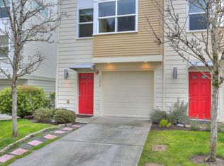 19036 14th Ct NE, Seattle, WA 98155