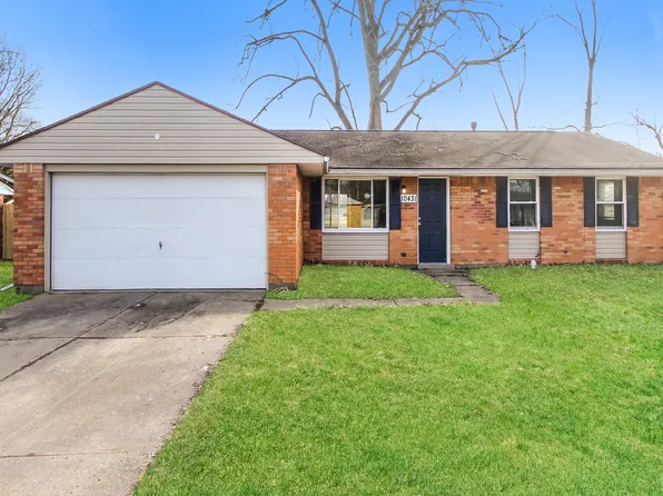 10431 Chris Dr, Indianapolis, IN 46229