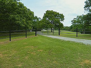 3rd image of 1548 County Road 389