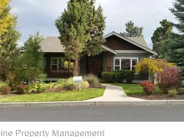 3280 NW Bungalow Dr, Bend, OR 97703