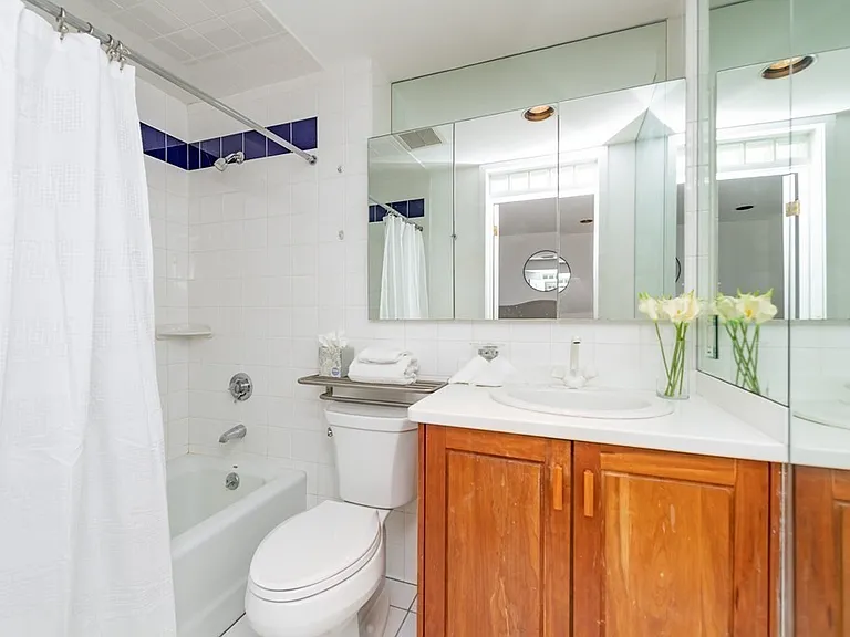 72 Fairmont St #2 — Photo 8