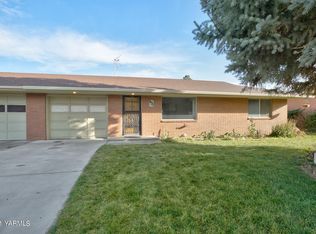 621 Estee Ct, Yakima, WA 98908