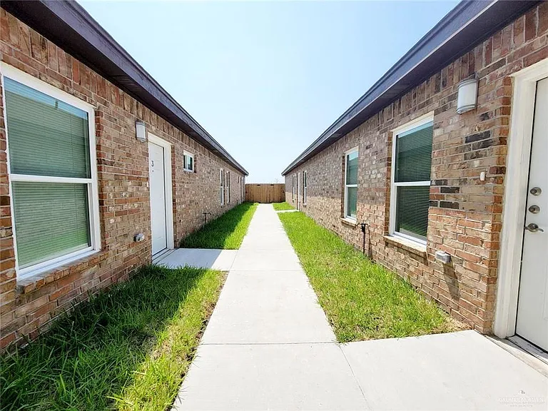 1809 Cari Nicole Ave #3 — Photo 3