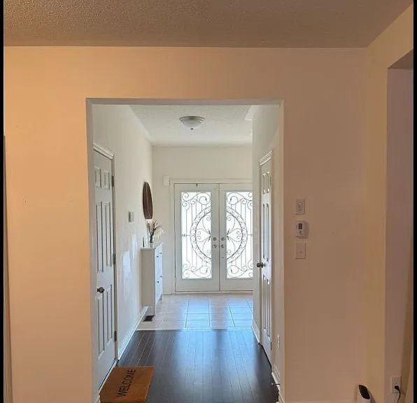 609 Bessborough Dr — Photo 5