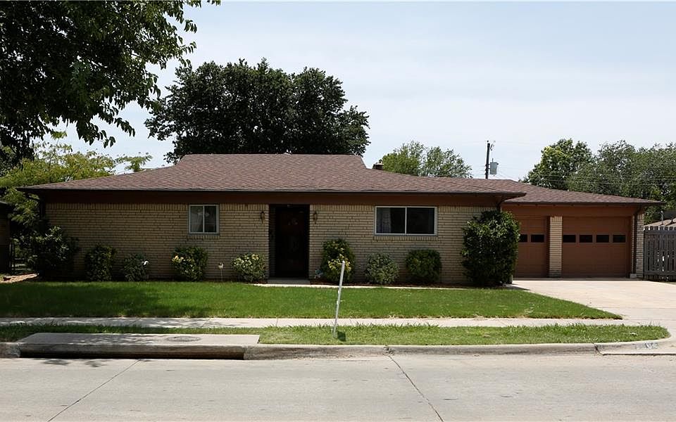1st image of 7604 Lola Dr
