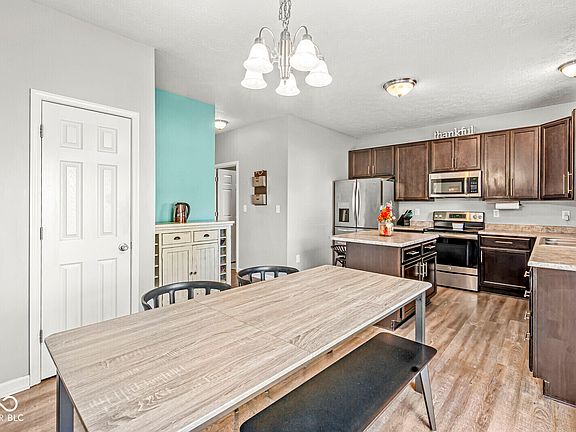 3rd image of 15253 Silver Charm Dr