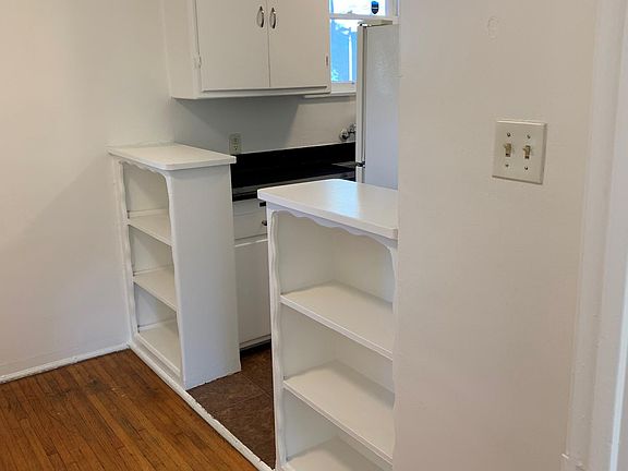 3rd image of 1801 9th St #B