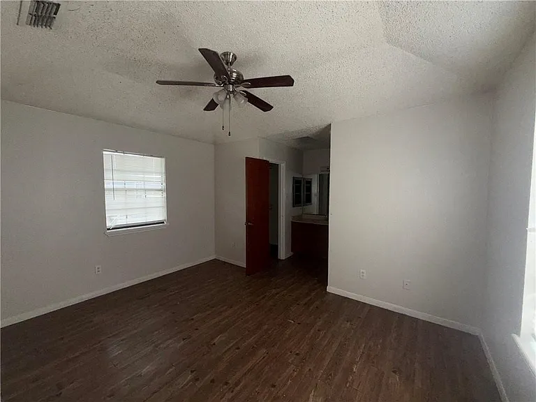 6001 Cresterrace Dr — Photo 7