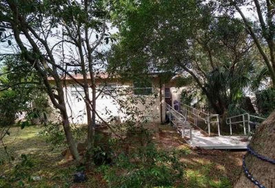 354 Pelican Ave, Daytona Beach, FL 32118 Zillow