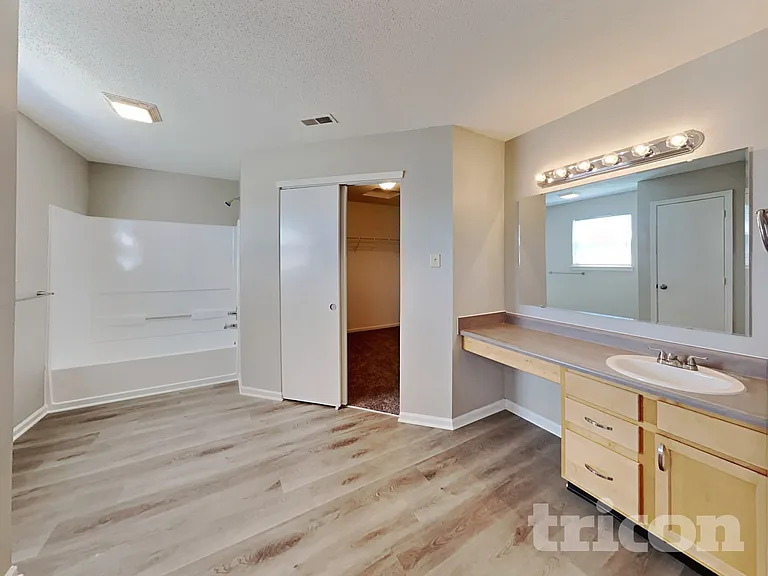 7771 Mistflower Ln — Photo 10
