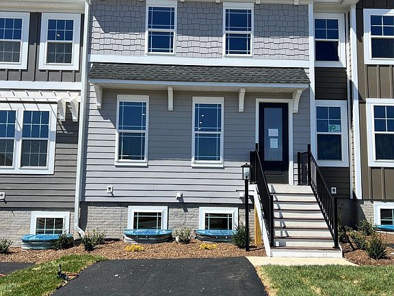Front of townhome