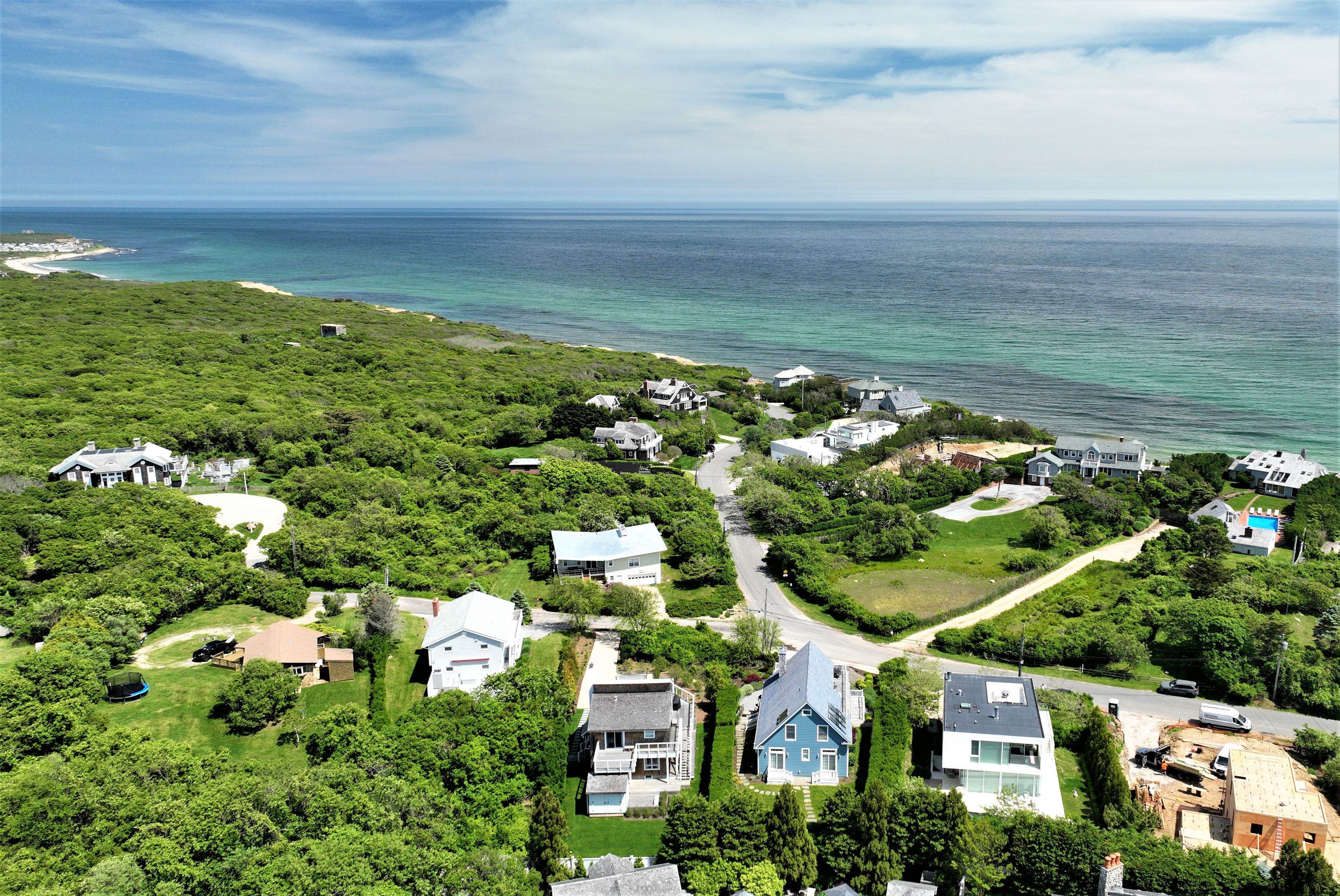 77 Surfside Ave, Montauk, NY 11954 Out East