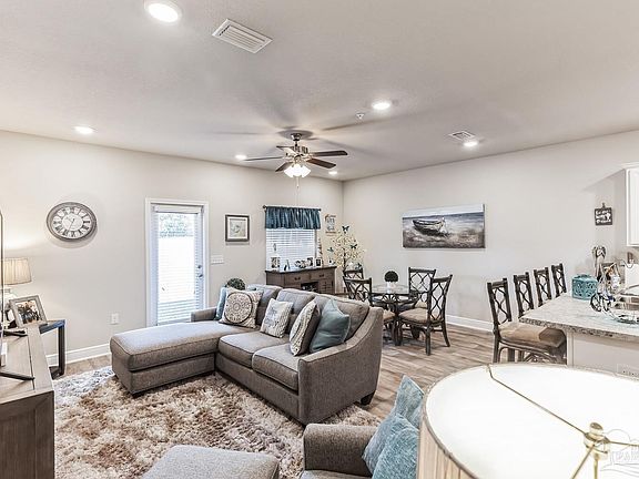 5th image of 6049 Royal Port Ct