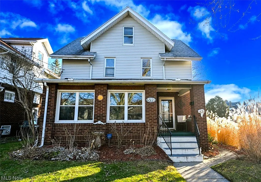 519 Harvard Ave photo 1