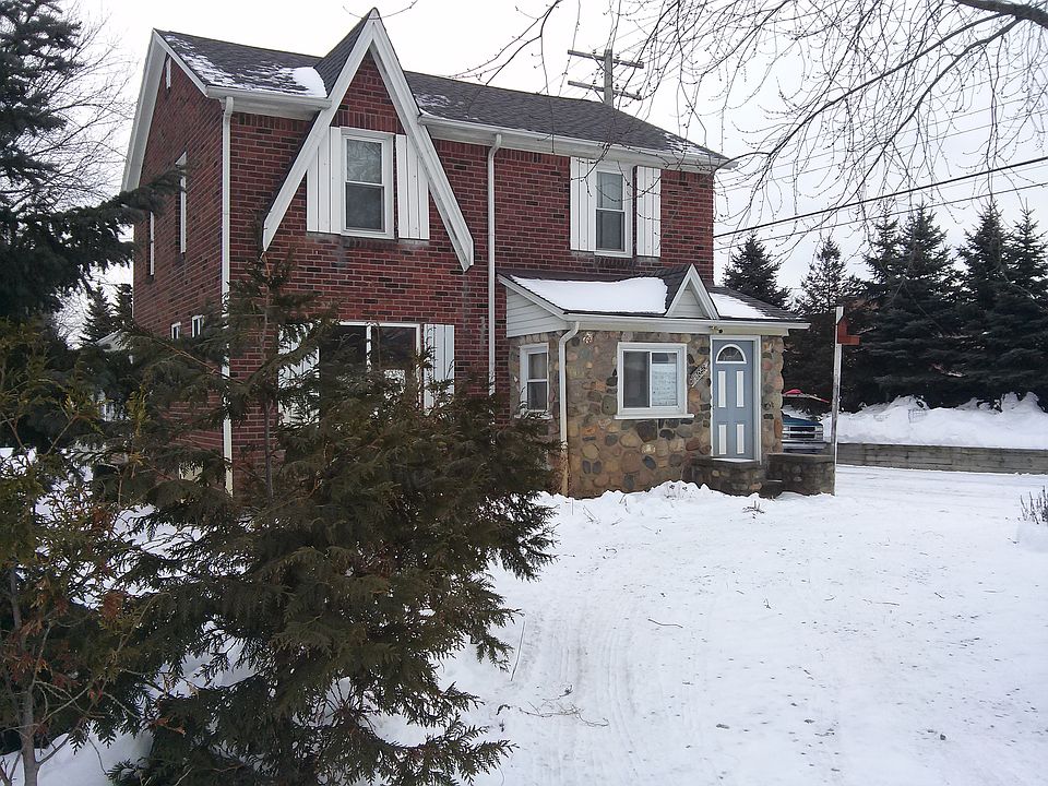 1st image of 8050 Russell St