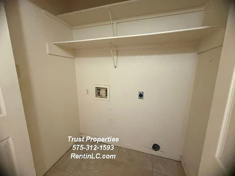 472 Calle De Oro — Photo 7